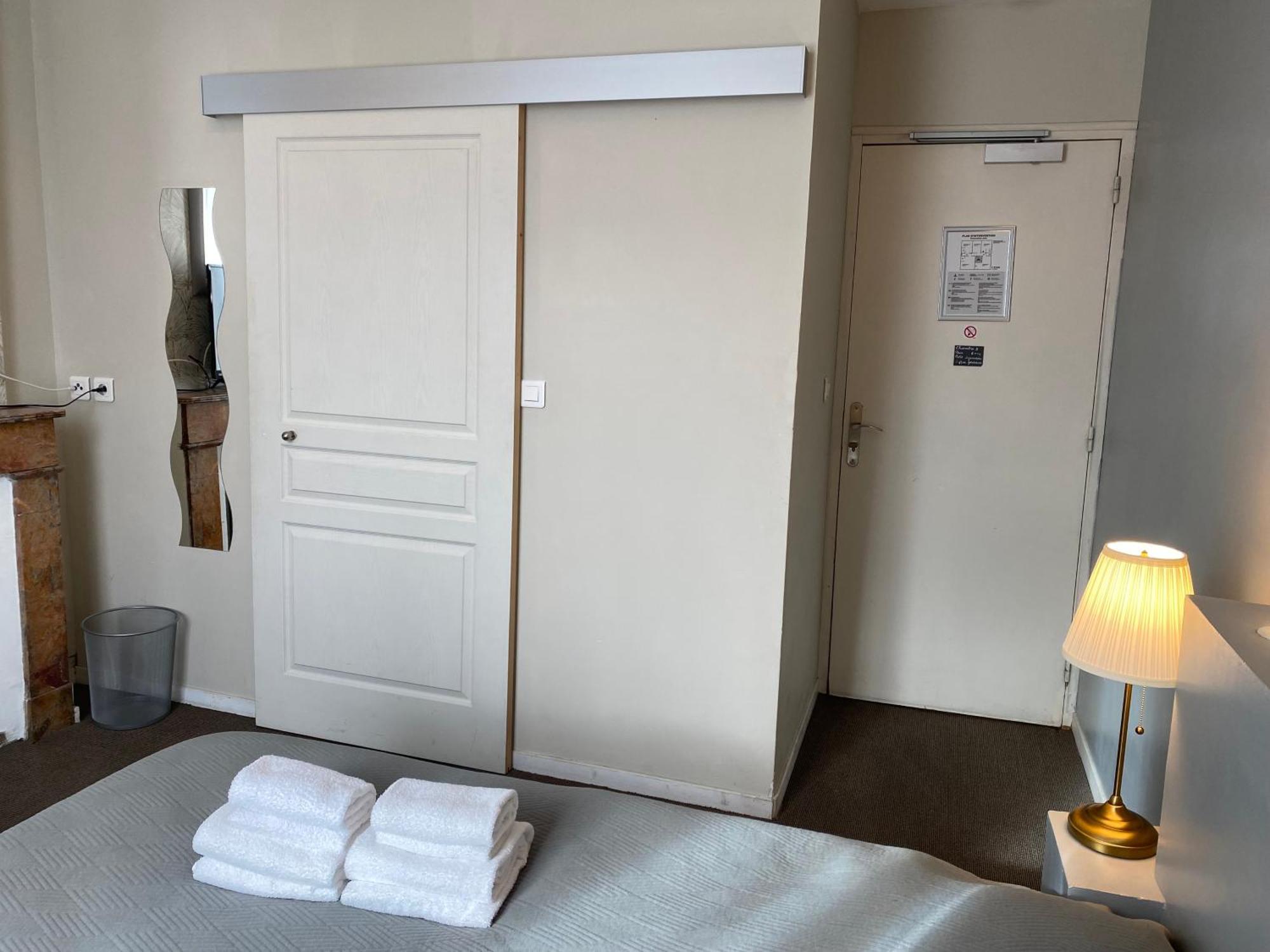 Hotel Saint Yves Nantes Eksteriør billede